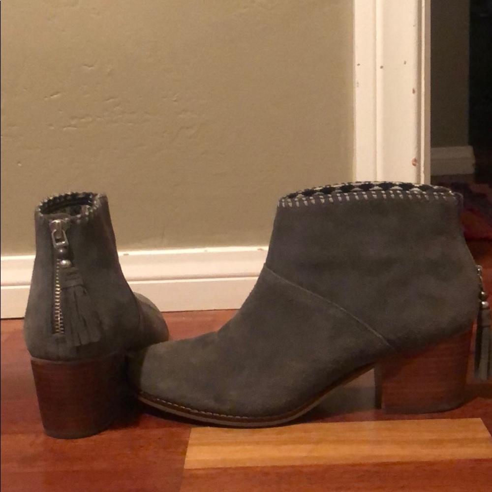 TOMS Leila Castlerock Booties